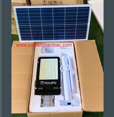 ĐÈN NĂNG LƯỢNG MẶT TRỜI 50W